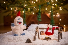 abominable-snowman-roasts-elf-on-the-shelf